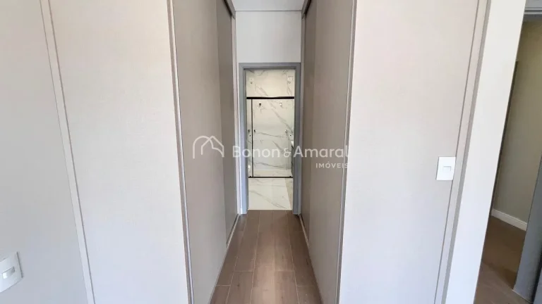 Imagem Área Construída: 220 m²
Terreno: 300 m²
Andar Térreo:

Suítes: 3 suítes, sendo 2 com armário...