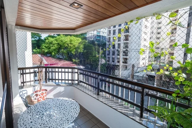 Imagem Aluguel de apartamento de luxo em Indianópolis, São Paulo-SP: 4 quartos, 1 suíte, 2 salas, 3 banheiros, 2 vagas, 140m².