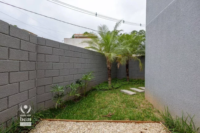 Imagem Sobrado com terraço, 3 quartos sendo 1 suíte, 2 vagas de garagem à venda por R$ 1.014.425,73 - Santa Cândida - Curitiba/PR