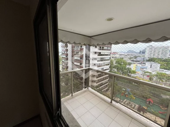 Imagem Apartamento de 3 Quartos para Venda no Rio 2 com 136 m²