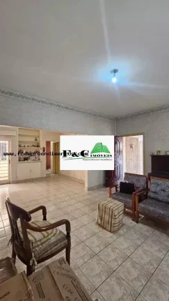 Imagem Casa para Locação em Limeira, Centro, 3 dormitórios, 2 banheiros, 3 vagas