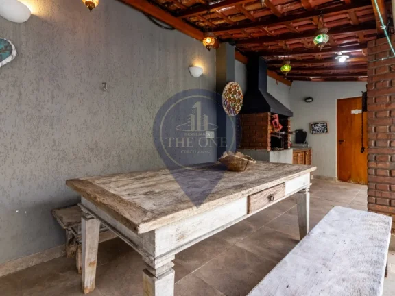 Imagem Imperdível! Casa à venda em São Paulo-SP, bairro Saúde: 4 quartos, 4 suítes, 2 salas, 5 banheiros, 3 vagas de garagem, 231m².
