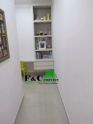 Imagem Casa em Condomínio para Venda em Limeira, Vale das Oliveiras, 3 dormitórios, 1 suíte, 3 banheiros, 3 vagas