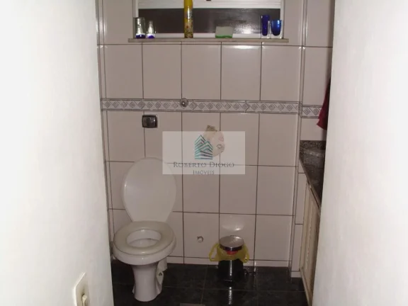 Imagem Imóvel à venda em Icaraí, Niterói-RJ: Apartamento de 3 quartos com suíte, sala ampla e vaga de garagem. Venha conferir!