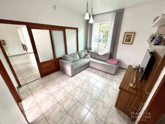 Imagem Casa com Piscina na Trindade