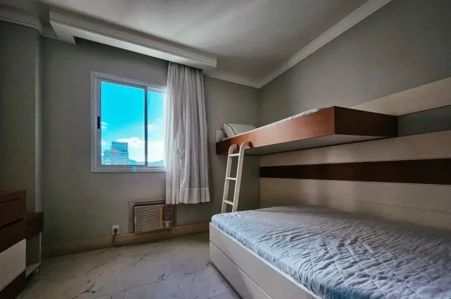 Imagem Apartamento Vista Mar com 3 dormitórios sendo 1 suíte e 1 vaga de garagem em Balneário Camboriú
