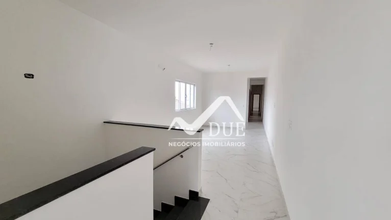 Imagem Casa Sobreposta com 3 dormitórios à venda, 115 m² por R$ 850.000 - Embaré - Santos/SP