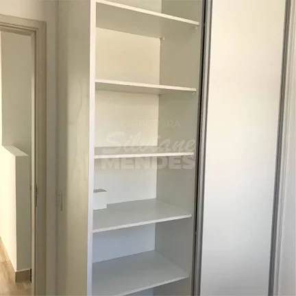 Imagem Casa modelo Villágio com 3 dorms (1 suíte) no Residencial Village Salermo