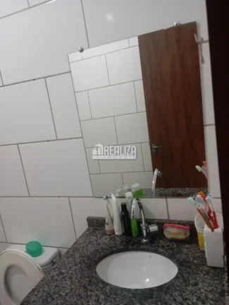 Imagem Casa à venda no bairro Loteamento Residencial Tamareiras em Uberaba