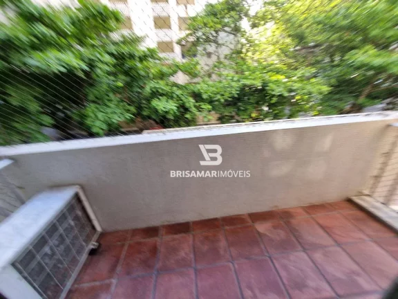 Imagem PITANGUEIRAS - NA SEGUNDA QUADRA DA PRAIA , LOCALIZAÇÃO ESPETACULAR, GARAGEM DEMARCADA NO PRÉDIO.