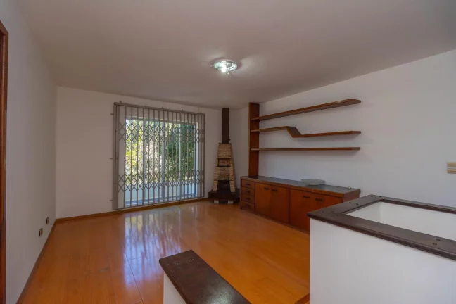 Imagem Casa Comercial no Seminário Curitiba