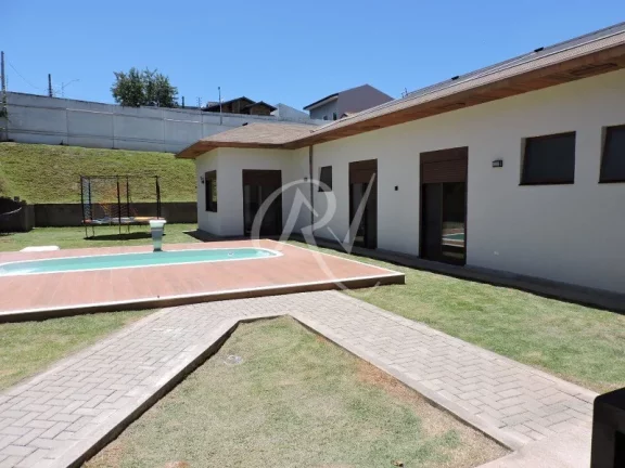 Imagem Casa Térrea, moderna, 04 suites, piscina e churrasqueira no Mirante do Vale