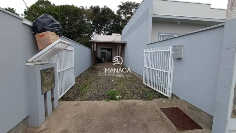 Imagem Casa mobiliada em rua pavimentada no bairro Vila Nova em Barra Velha - SC