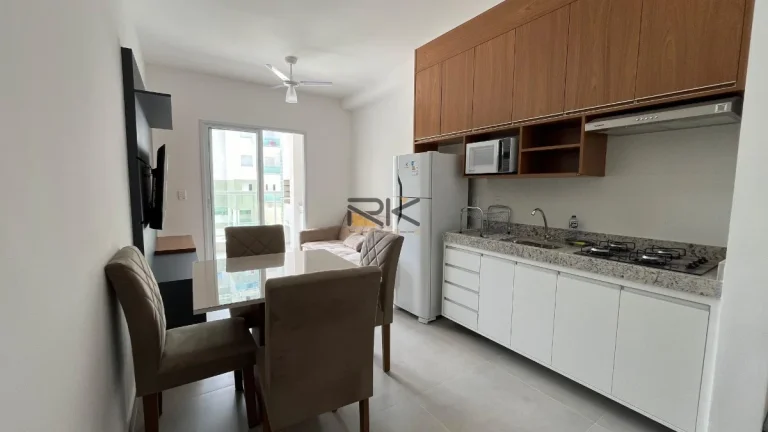 Imagem APARTAMENTO À VENDA NA PRAIA GRANDE COM 1 DORMITÓRIO,SALA DE ESTAR E JANTAR