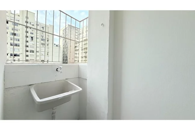 Imagem Apartamento à venda em Porto Alegre, Centro Histórico, com 1 quarto, 43,2m2