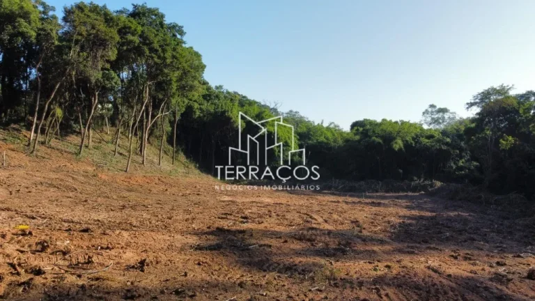 Imagem ÁREA COM 13.766.28 M² BOA TOPOGRAFIA NO BAIRRO JUNDIAÍ MIRIM NA CIDADE JUNDIAÍ