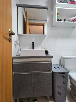 Imagem Lindo Apartamento de 2 quartos com móveis planejados em Novo Hamburgo