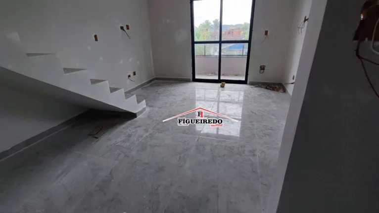 Imagem Casa com 3 dormitórios à venda, 90 m² por R$ 480.000 - Tude Bastos - Praia Grande/SP