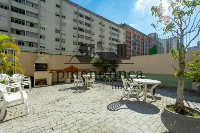 Imagem Apartamento de 100m² na Rua Fradique Coutinho, 2 quartos (1 suíte) e 2 vagas.