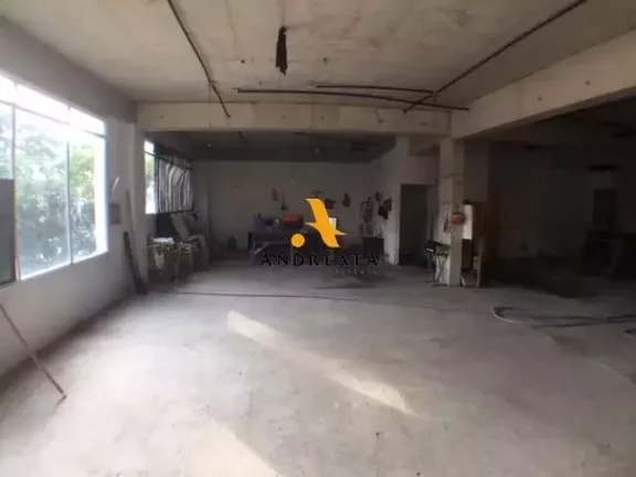Imagem Prédio/Edifício Inteiro à venda no condomínio Imóvel de rua Jacarepaguá