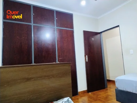Imagem Casa à venda em Ribeirão Preto-SP, Vila Mariana: 3 quartos, 1 suíte, 2 salas, 4 banheiros, 2 vagas de garagem, 225 m².
