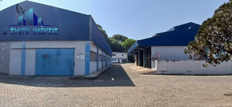 Imagem TERRENO COM GALPÕES Á VENDA - A.T. 7.430m² . AC. 2.816m² (5 galpões+adm)
