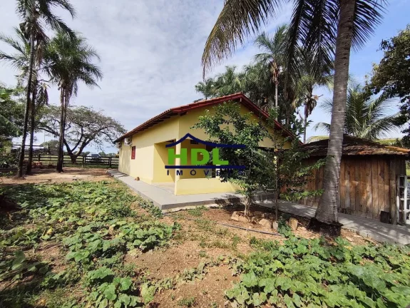 Imagem Chácara com 5 alqs Rica em Água 115 kms de Goiânia