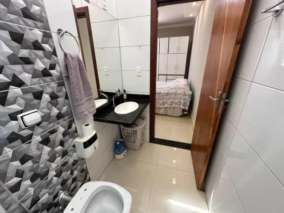 Imagem Casa de vila para venda em Esplanada Primo Meneghetti II com 3 quartos, sendo 1 suíte, 142m2