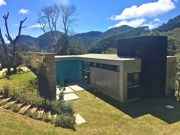 Imagem Contemplação e Design: O Equilíbrio Perfeito no Campestre