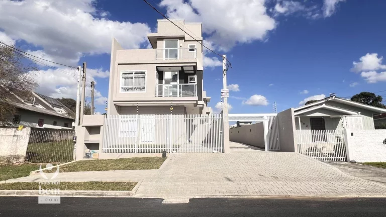 Imagem Sobrado em condomínio fechado, 3 Quartos, suíte, terraço com churrasqueira e 1 vaga a venda no Boqueirão (Estuda Permuta)