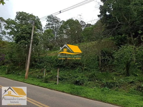 Imagem Terreno de 450 mts² em Amparo