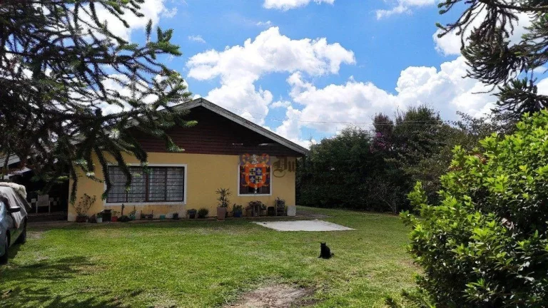 Imagem Casa com 4 dormitórios à venda, 222 m² por R$ 960.000 - Vila Abernéssia - Campos do Jordão/SP