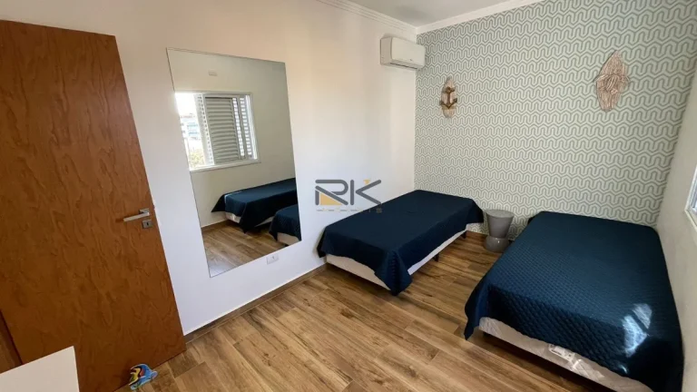 Imagem APARTAMENTO NO CENTRO COM 2 DORMITÓRIOS SENDO 1 SUÍTE, 1 BANHEIRO SOCIAL, VARANGA GOURMET COM CHURRASQUEIRA, 2 VAGAS DE GARAGEM
