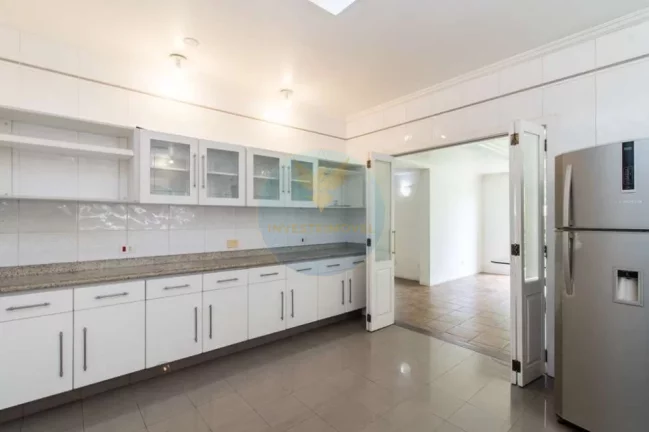 Imagem Casa em Condomínio a Venda no bairro Granja Viana - Cotia, SP