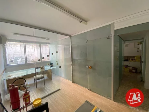 Imagem Conjunto de 110m² em rua de grande fluxo