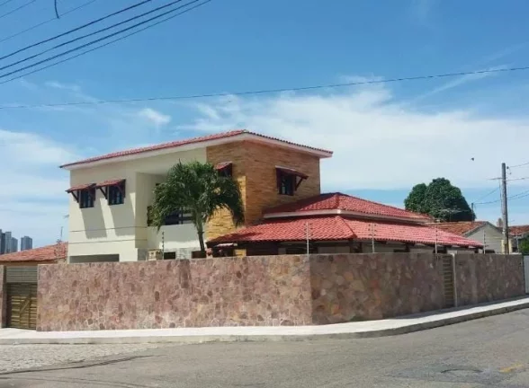 Imagem Casa à venda, 292 m² por R$ 1.250.000,00 - Treze de Maio - João Pessoa/PB