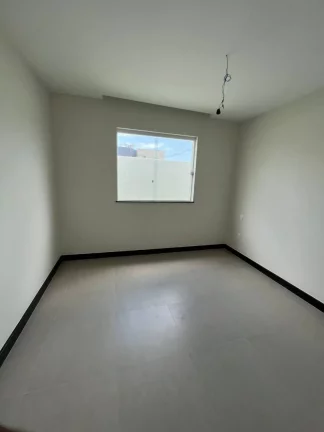 Imagem Casa à venda no Cond. Terras Alphaville 1 com 3/4, Área de Lazer e 4 Vagas de Garagem