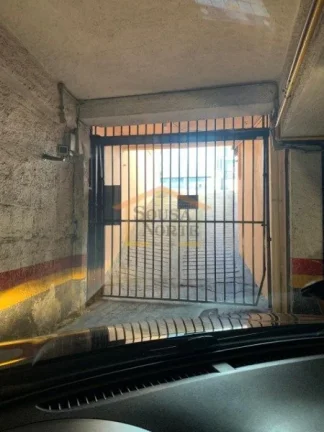 Imagem Apartamento com 60m², distribuído em 2 dormitórios, sala, cozinha, lavanderia e 1 banheiro. Possu...