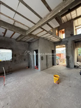 Imagem Sobrado em Obras à Venda no Condomínio Jardim dos Lírios - Entrega em Maio /2026

Este moderno so...