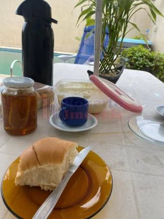 Imagem Casa de Locação Temporada com Piscina e Quiosque com Área Gourmet