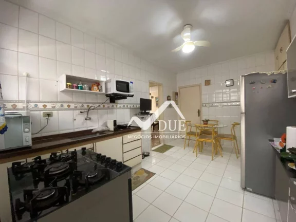 Imagem Apartamento com 2 dormitórios à venda, 109 m² por R$ 680.000,00 - Boqueirão - Santos/SP