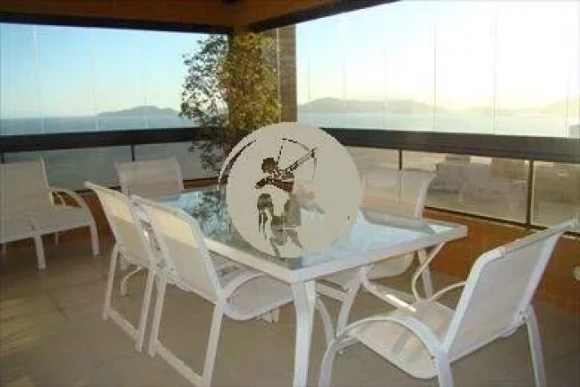 Imagem COBERTURA DUPLEX COM VISTA PARA O MAR SIMPLESMENTE PERFEITA PRA QUE QUER UMA DAS COBERTURAS MAIS MAR...
