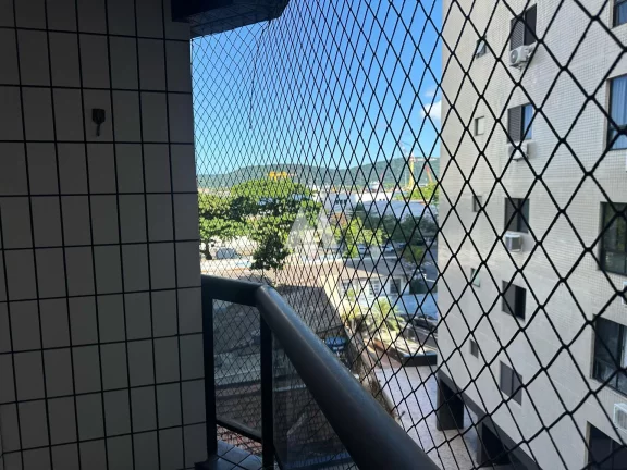 Imagem Vende Apartamento de 2 dormitórios sendo 1 suíte, Dependência Completa, 92 m², Garagem fechada e em Excelente Localização no bairro da Ponta da Praia