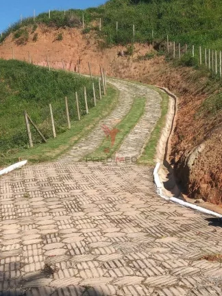 Imagem Terreno em Delfim Moreira - MG...aacute;rea 4.000 m2tipo condom...iacute;nio de ch...aacute;caraster...