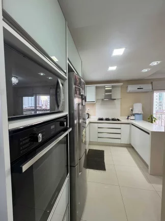 Imagem Apartamento com 2 dormitórios sendo 1 suíte e 1 vaga no bairro Vila Operária em Itajaí