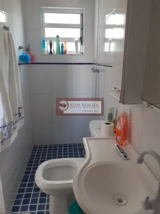 Imagem Conheça esse charmoso sobrado localizado no bairro Jardim Maria Rita, em São Paulo. Com uma área útil de 125M², essa propriedade conta com 3 dormitórios e 2 banheiros, perfeita para acomodar toda a sua família com conforto e privacidade. 

O sobrado ainda
