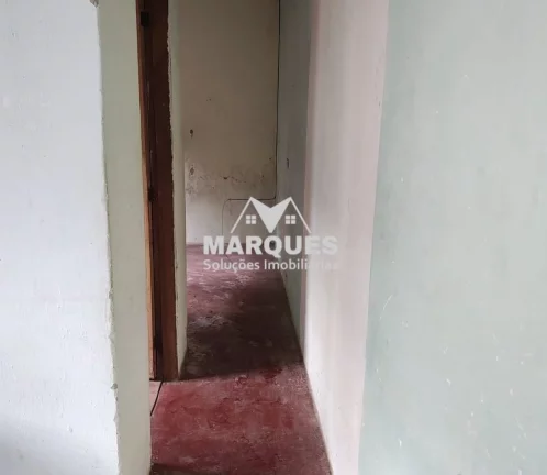 Imagem Imovel com 3 casas, terreno de 400m2
