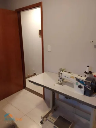 Imagem Casa 100 m², com 2 dormitórios, 2 suites, 2 vagas, à venda, por R$ 400.000 - Jardim Guarujá - São Paulo/SP