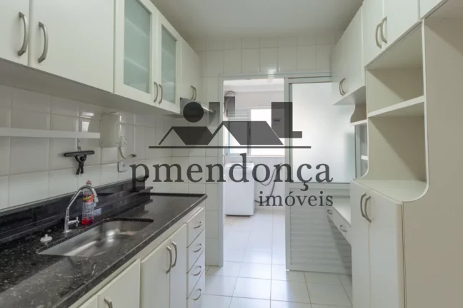 Imagem Ótimo apartamento no Alto da Lapa com 3 quartos e 2 vagas, 93m²