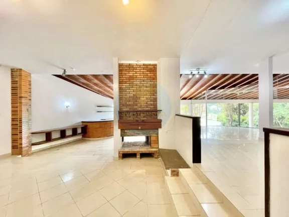 Imagem Casa em Condomínio a Venda no bairro Granja Viana - Carapicuíba, SP